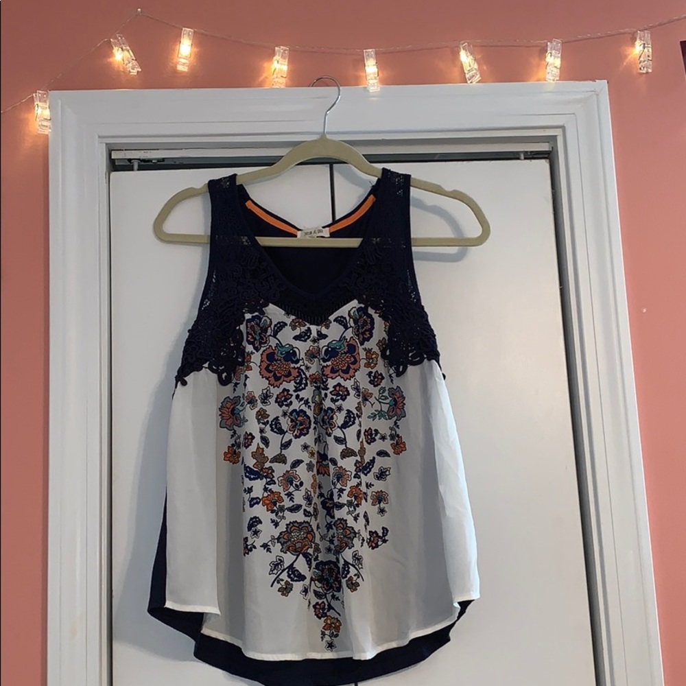 Floral tank